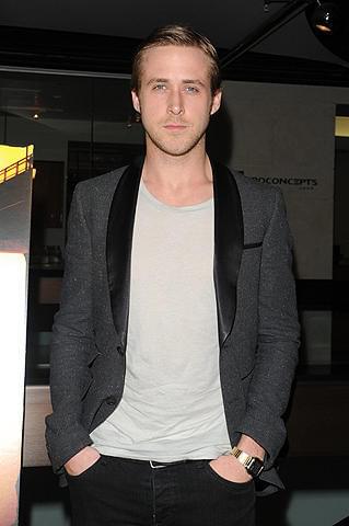 ライアン・ゴスリングとミシェル・ウィリアムズが、倦怠期の夫婦役に