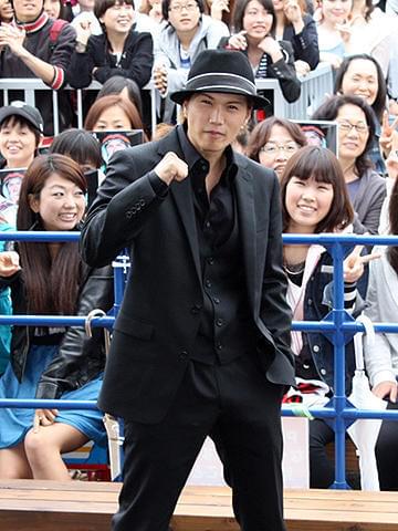 市原隼人「いつかライブやる」と公言！写真集発売記念イベント