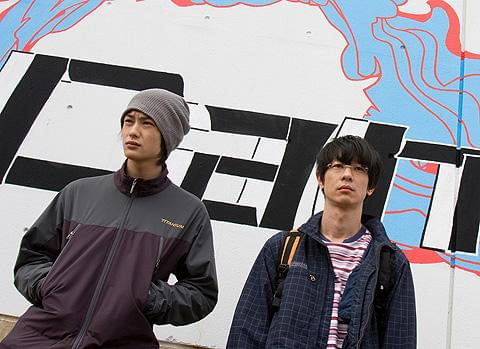 原作の印象的なシーンを再現した「重力ピエロ」冒頭4分間の映像を配信