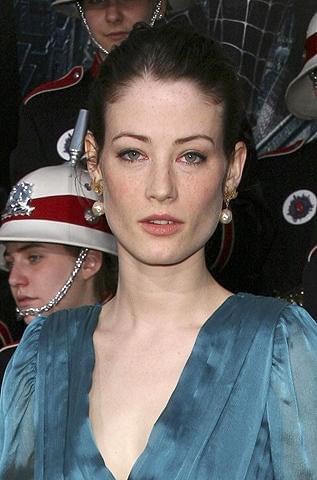 「スパイダーマン3」の美人女優ルーシー・ゴードンが自殺、28歳