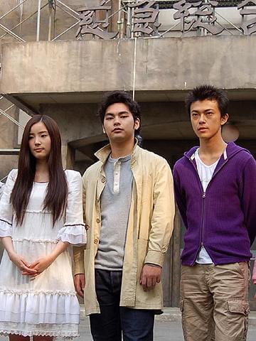 柳楽優弥、ふっくらの原因は「食べ過ぎ」。「戦慄迷宮3D」製作会見