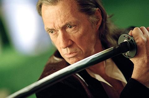 デビッド・キャラダイン葬儀に400名。「キル・ビル」仲間も最後の別れ