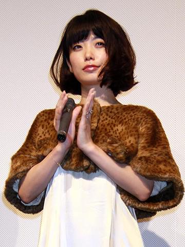 川上は作家・女優・歌手と多方面で活躍