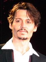 ジョニー・デップがロックフェスティバルに飛び入り！ギターを披露