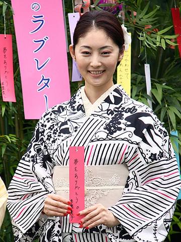 常盤貴子「夢をありがとう」とM・ジャクソンへの思いを短冊に