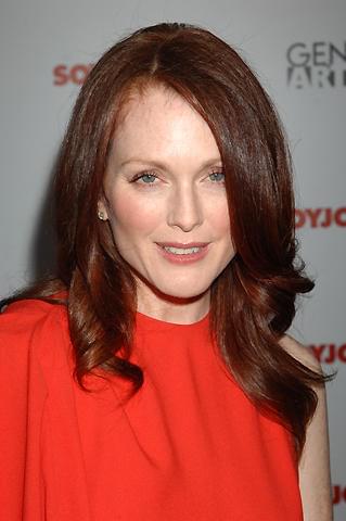 ジュリアン・ムーアとアネット・ベニング、新作でレズビアンのカップルに