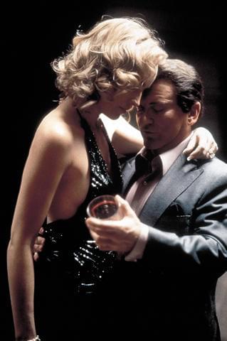 「ぎこちないキスシーン」トップ15を発表！酷評された第1位は？