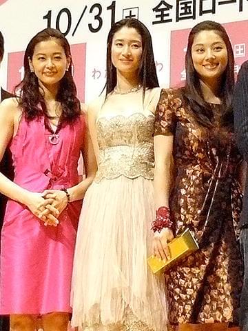 小雪の夢は結婚より会社経営!?「わたし出すわ」完成披露試写会