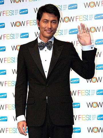 チョン・ウソン、熱愛報道の女性は消えちゃった？「WOW FES！」会見