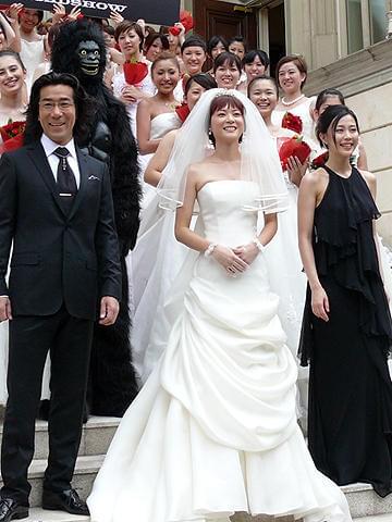 上野樹里がウェディングドレス姿で登場！「キラー・ヴァージンロード」会見