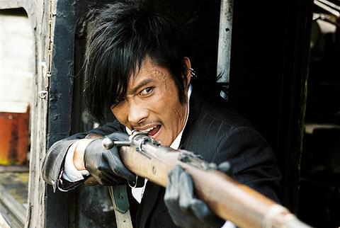 「グッド・バッド・ウィアード」イ・ビョンホンの出演場面が一部カットに