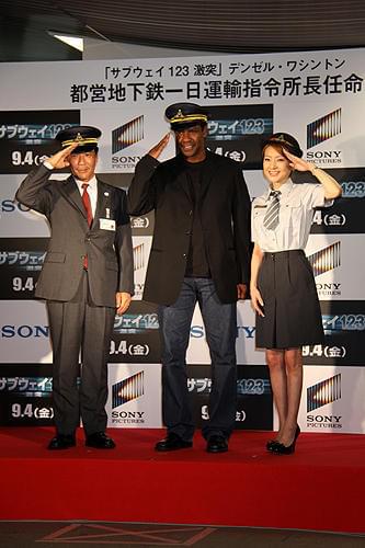 オスカー俳優デンゼル・ワシントン、9年ぶり来日で大江戸線のアナウンスを担当