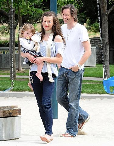 ミラ・ジョボビッチが3度目の結婚！「バイオハザード」監督と