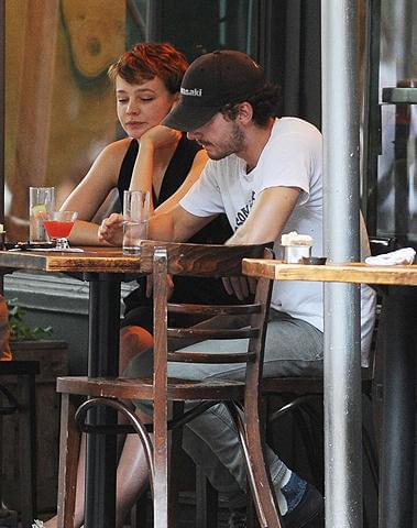 「ウォール街2」にスーザン・サランドン出演。シャイアは共演女優と熱愛？