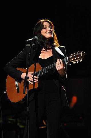 ファーストレディは歌もお上手