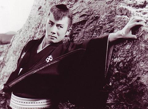 死後40年も人気を持続できるのはスターのあかし！