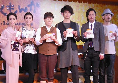 阿部サダヲ、竹内結子の本気蹴りに大興奮！「なくもんか」製作発表