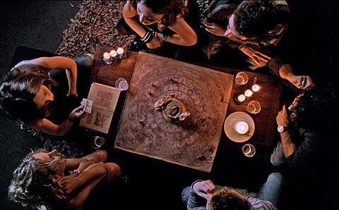 「ファイナル・デス・ゲーム」の一場面