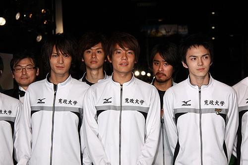 鳩山由紀夫首相、幸夫人同伴で威風堂々 第22回東京国際映画祭開幕