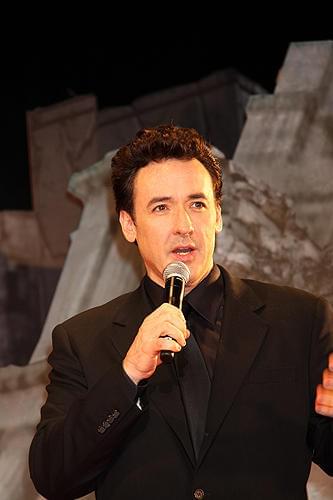 欽ちゃん「2012」プレミアで未来に残したいギャグ披露