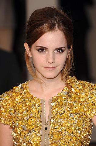 やっぱり付き合うなら同世代の男子がいい？