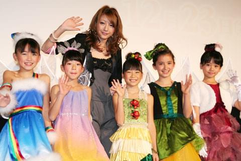 ユッキーナ、自信満々ちびっ子モデルにタジタジ