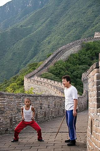 ジェイデン・スミスとジャッキー・チェン主演「カラテ・キッド」予告編が公開