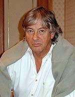 バーホーベン、盟友エスターハスの暴露本に激怒！