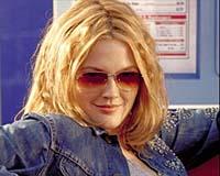 ドリュー・バリモアが結婚式をドタキャン！