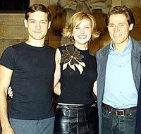 製作発表会見にて （左よりトビー・マグワイア、 キルステン・ダンスト、ウィレム・デフォー）