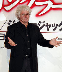 日本びいきの監督は会見でも「何でも聞いて」とご機嫌