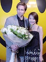 モルダー初来日。監督のユーモア・センスは「?」