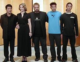 （左より）ジェット・リー、ブリジット・フォンダ、 リュック・ベッソン、チョウ・ベル・ディン、ウィリアム・ベル