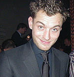 愛妻家？無責任男？ジュード・ロウ、撮影現場を去る