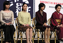 （左より）深田恭子、深津絵里、黒木瞳、大竹しのぶ