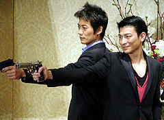 反町とアンディ・ラウの2ショット実現。「フルタイム・キラー」会見