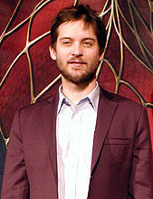 トビー・マグワイアもびっくり？「スパイダーマン2」記者会見