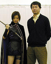 あずみのコスチュームで登場した上戸彩と 監督の金子修介
