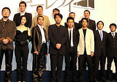 現場は異臭が発生!?「ローレライ」撮影セットの苦労