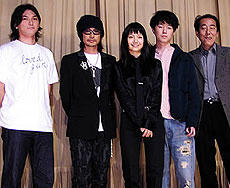 永瀬正敏4年ぶりの主演作「ラブドガン」舞台挨拶