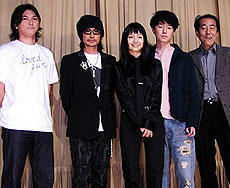 永瀬正敏4年ぶりの主演作「ラブドガン」舞台挨拶