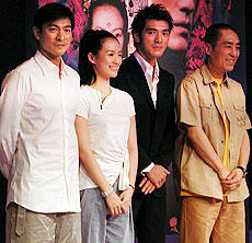 取材陣は女性だらけ。金城武主演「LOVERS」会見