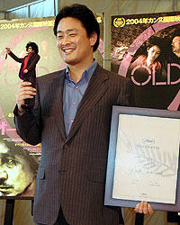 韓流と日本の漫画がコラボ。「オールド・ボーイ」の監督は暴力好き？