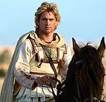 「アレキサンダー」公開延期はゲイ描写のせい?