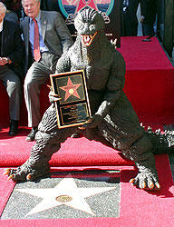 ゴジラがハリウッドに上陸！ウォーク・オブ・フェイム授賞式