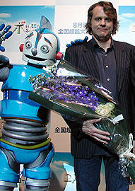 「ロボッツ」の監督、大照れの会見