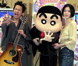 （左より）波田陽区、しんちゃん、坂井真紀