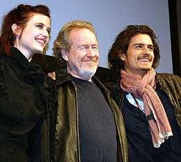 (左より)エバ・グリーン、リドリー・スコット監督、 オーランド・ブルーム