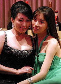 松坂慶子の若き日を演じるのは、韓流ニューハーフ