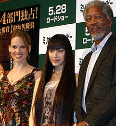 アカデミー賞コンビ、ヒラリー・スワンク＆モーガン・フリーマン来日